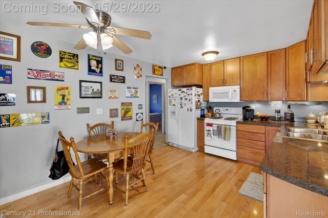 7414 Gilman Street, Westland, MI 48185