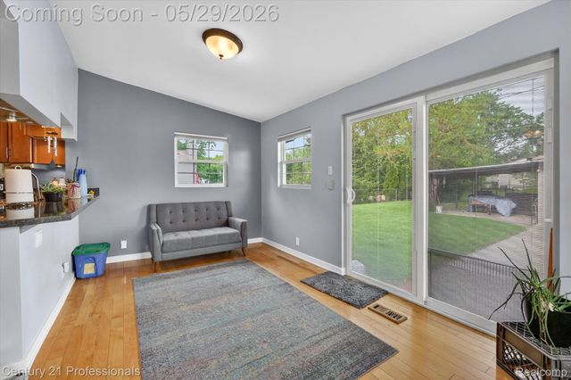 7414 Gilman Street, Westland, MI 48185