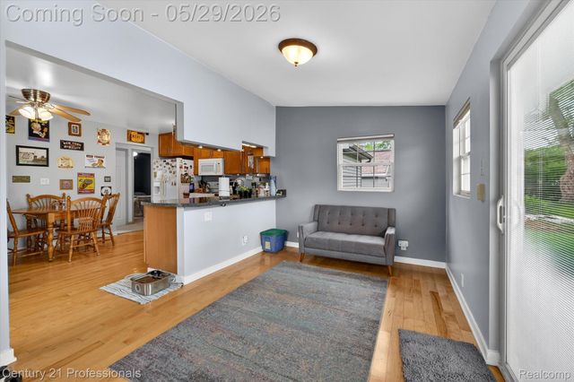 7414 Gilman Street, Westland, MI 48185