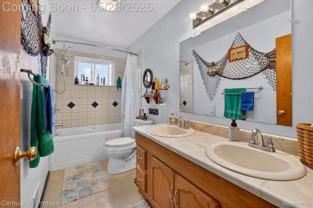7414 Gilman Street, Westland, MI 48185