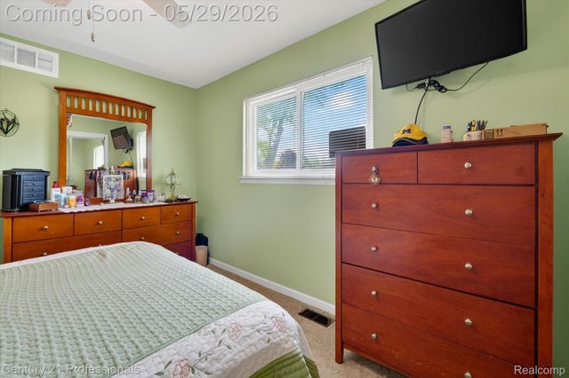 7414 Gilman Street, Westland, MI 48185