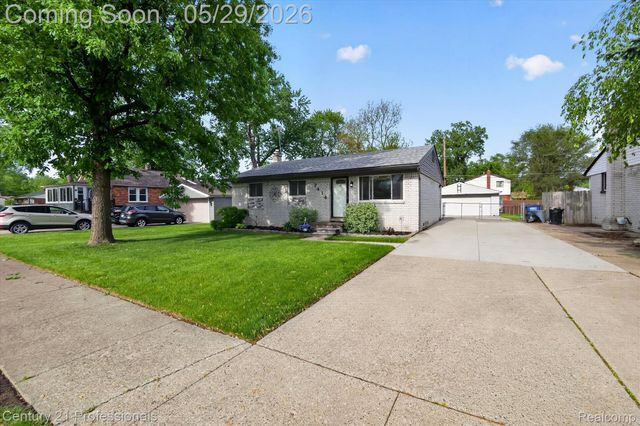 7414 Gilman Street, Westland, MI 48185