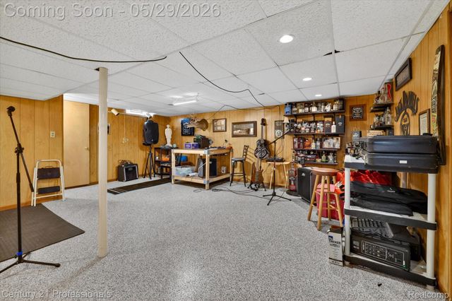 7414 Gilman Street, Westland, MI 48185
