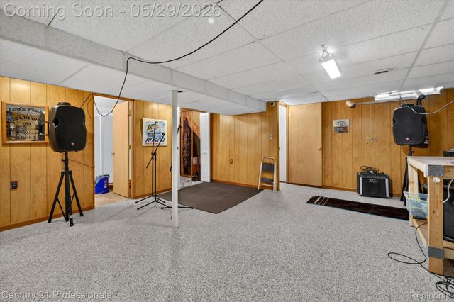 7414 Gilman Street, Westland, MI 48185
