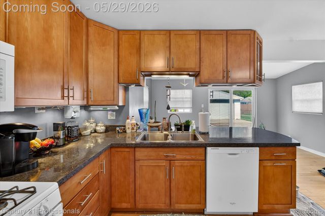 7414 Gilman Street, Westland, MI 48185