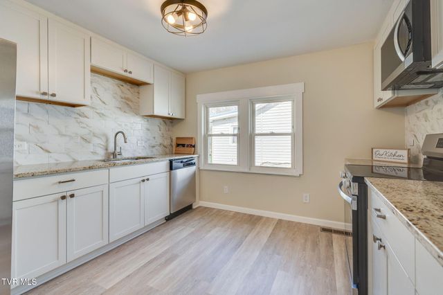 907 Hopson Street, Johnson City, TN 37601