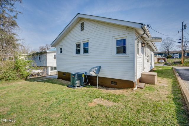 907 Hopson Street, Johnson City, TN 37601