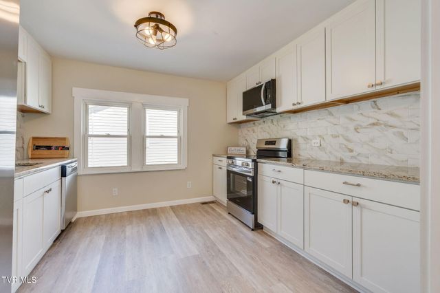 907 Hopson Street, Johnson City, TN 37601