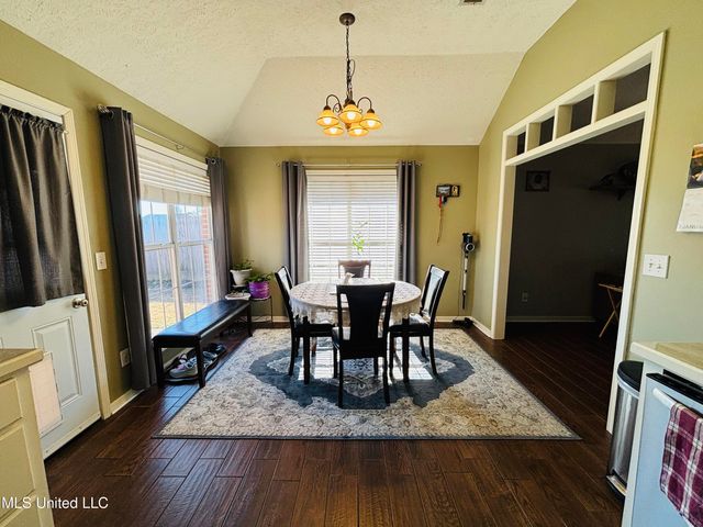 100 Magnolia Way, Pearl, MS 39208