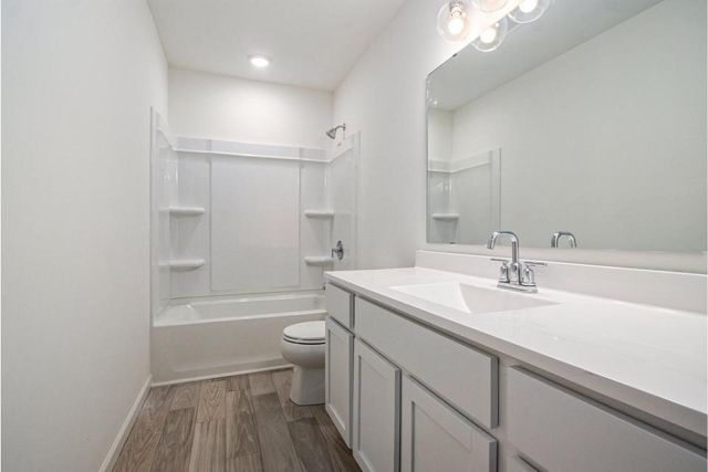 8412 Knotty Pine Lane, Kalamazoo, MI 49009