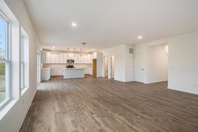 8412 Knotty Pine Lane, Kalamazoo, MI 49009