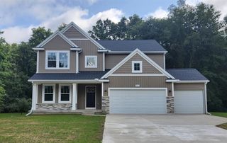 8412 Knotty Pine Lane, Kalamazoo, MI 49009