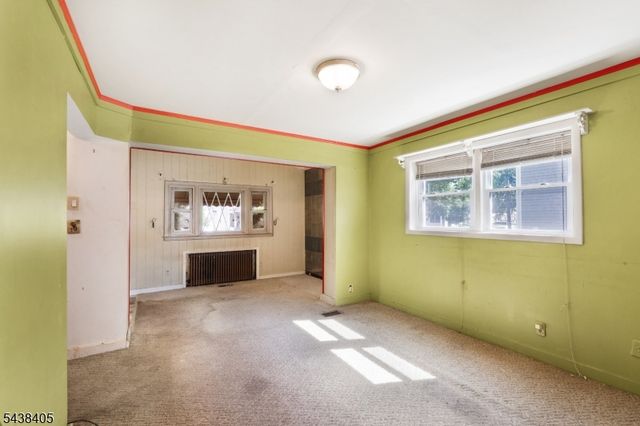 143 Sylvan Ave, Clifton City, NJ 07011