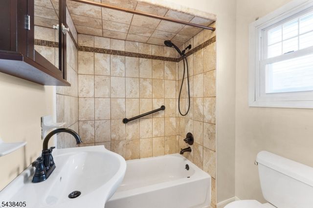 143 Sylvan Ave, Clifton City, NJ 07011
