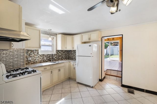 143 Sylvan Ave, Clifton City, NJ 07011