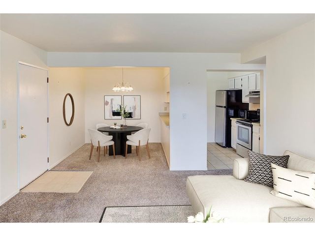 479 Wright St 203, Lakewood, CO 80228