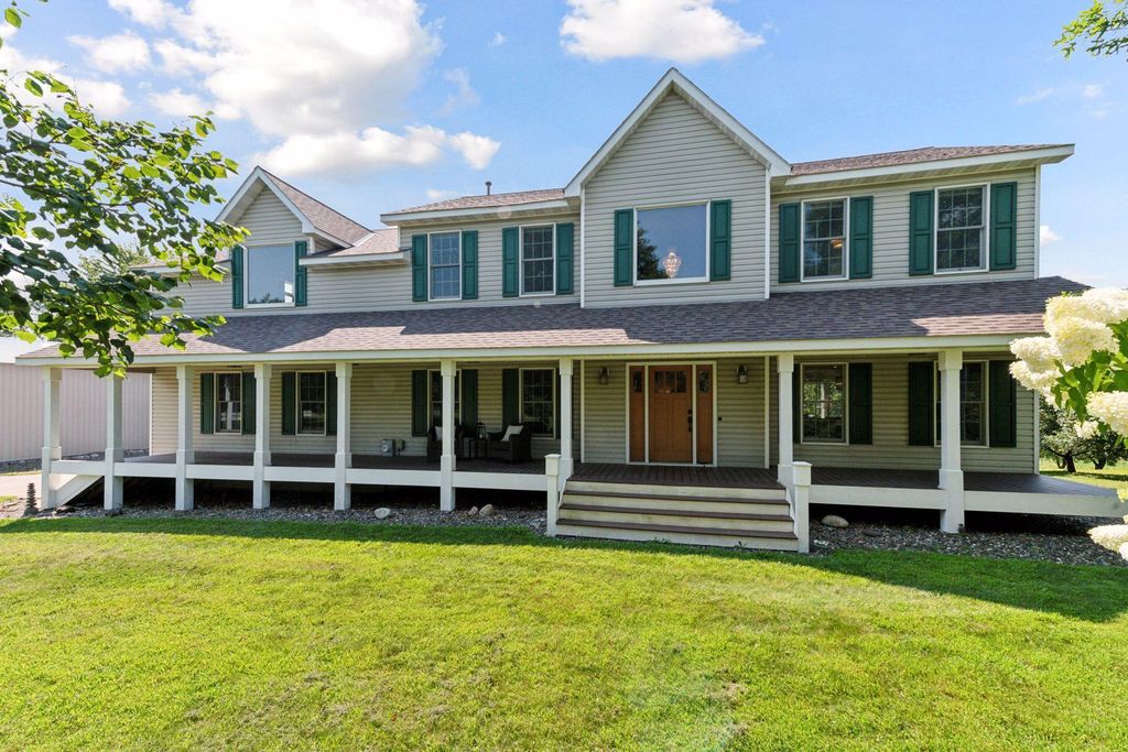 5230 Rebecca Park Trail, Greenfield, MN 55357