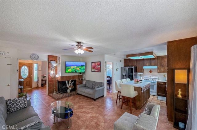 36790 Spanish Broom, Palmdale, CA 93550