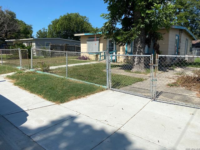 2040 BUFFALO ST, San Antonio, TX 78211