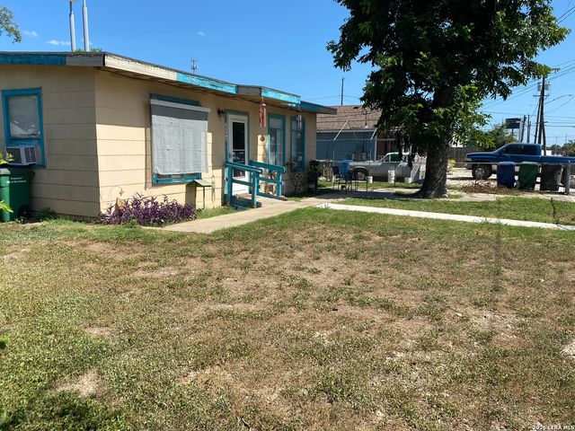 2040 BUFFALO ST, San Antonio, TX 78211