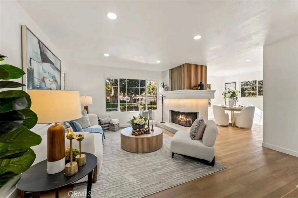 12 Woodleaf, Irvine, CA 92614