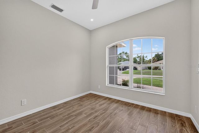 1146 WOODCREST LANE, North Port, FL 34286