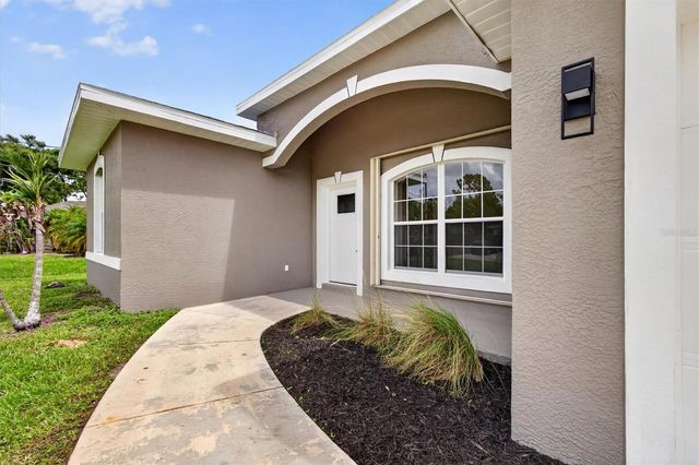 1146 WOODCREST LANE, North Port, FL 34286