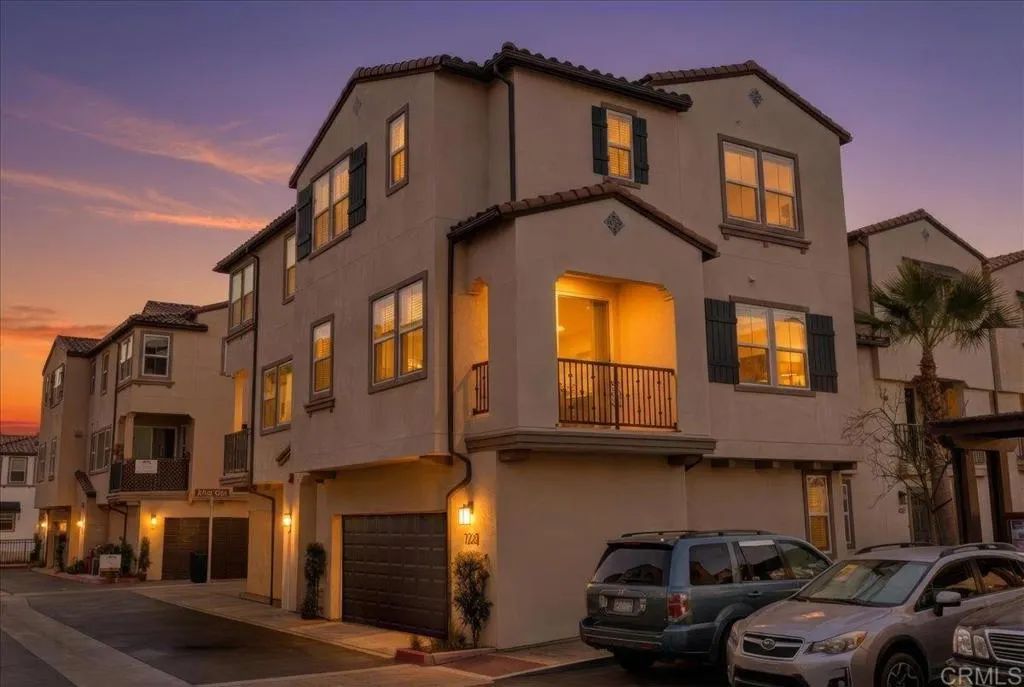 2323 Stardust, Escondido, CA 92025