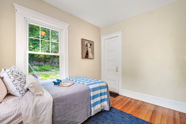 45 Maple Rd, Melrose, MA 02176