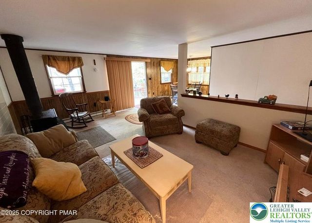 226 Bear Creek Lake Drive, Penn Forest Twp, PA 18229