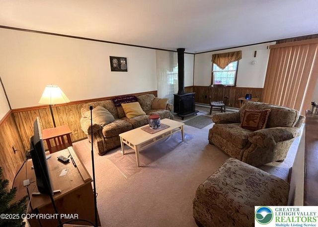 226 Bear Creek Lake Drive, Penn Forest Twp, PA 18229