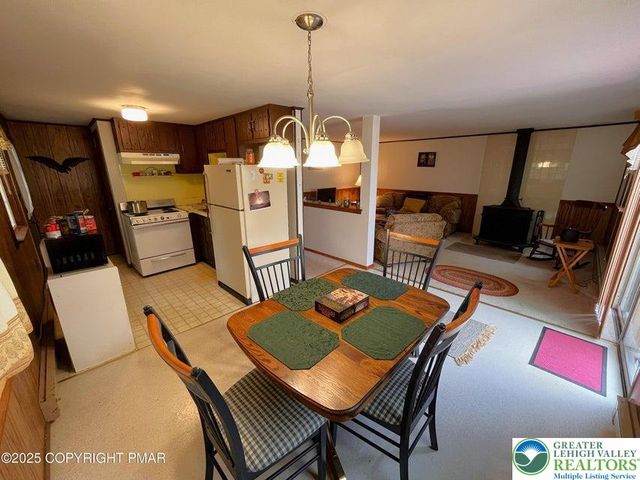 226 Bear Creek Lake Drive, Penn Forest Twp, PA 18229