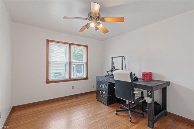 606 Charlton DR, Hampton, VA 23666
