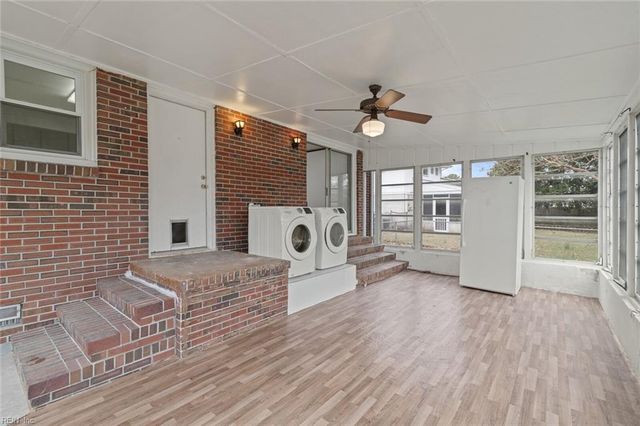 606 Charlton DR, Hampton, VA 23666