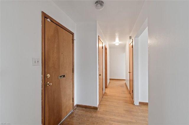 606 Charlton DR, Hampton, VA 23666