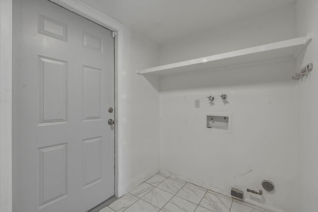 3160 Plaza Blanca, Santa Fe, NM 87507