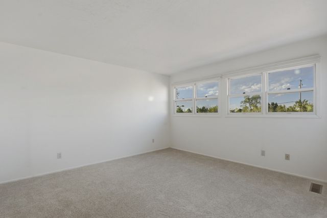 3160 Plaza Blanca, Santa Fe, NM 87507