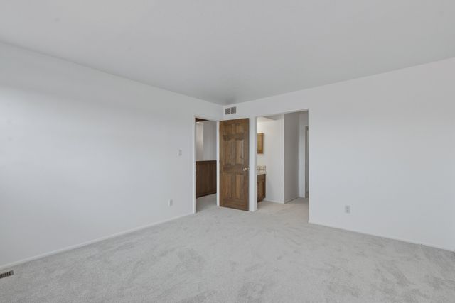 3160 Plaza Blanca, Santa Fe, NM 87507
