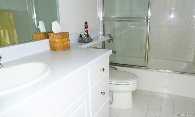 107 Winding Ridge Road 107, White Plains, NY 10603