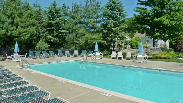 107 Winding Ridge Road 107, White Plains, NY 10603