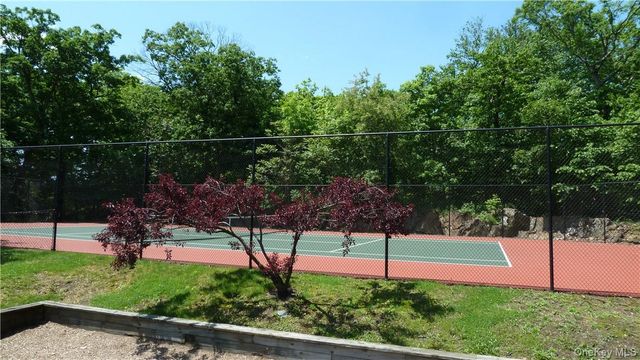 107 Winding Ridge Road 107, White Plains, NY 10603