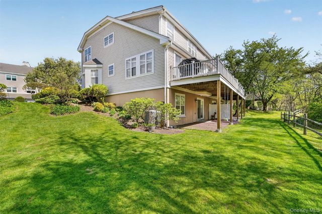 107 Winding Ridge Road 107, White Plains, NY 10603