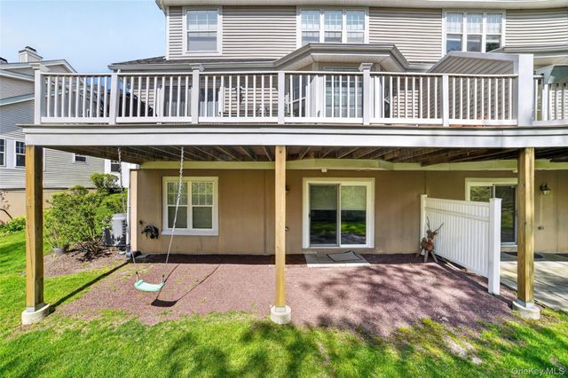 107 Winding Ridge Road 107, White Plains, NY 10603