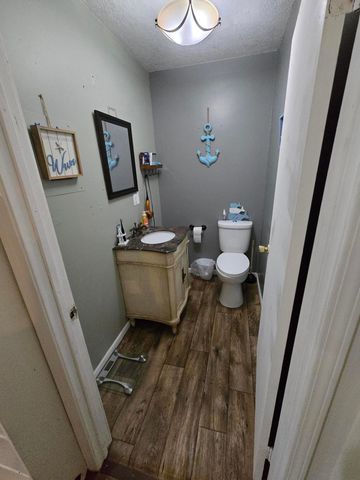 308 E James Street, Mountain View, MO 65548