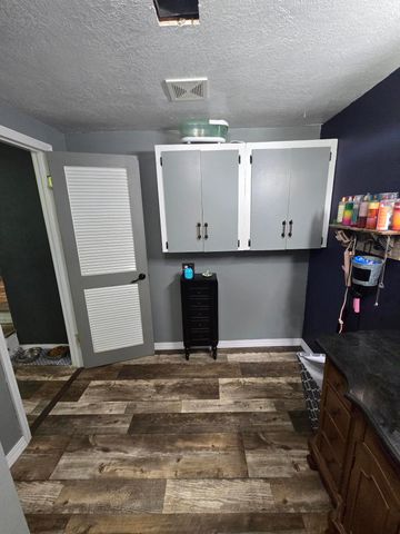 308 E James Street, Mountain View, MO 65548