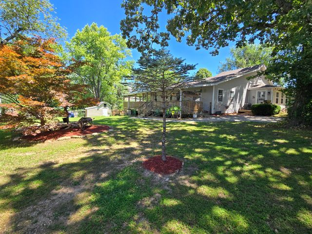 308 E James Street, Mountain View, MO 65548