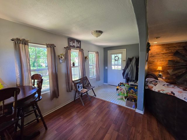 308 E James Street, Mountain View, MO 65548