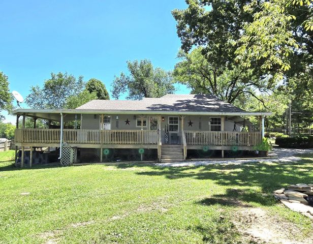 308 E James Street, Mountain View, MO 65548