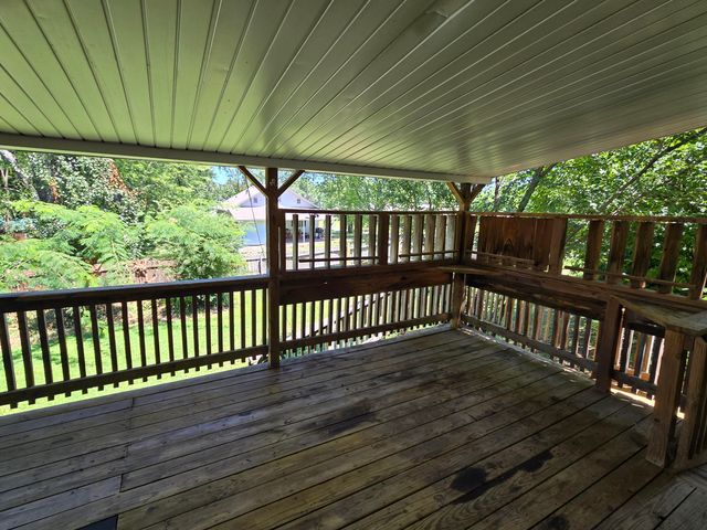 308 E James Street, Mountain View, MO 65548