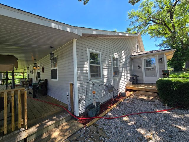 308 E James Street, Mountain View, MO 65548